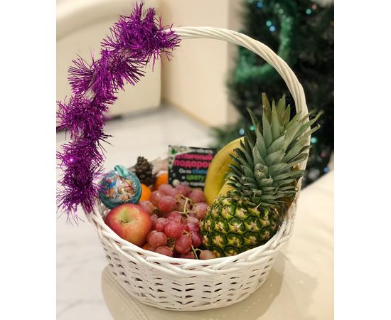 Новогодняя корзина фруктов 4 килограмма